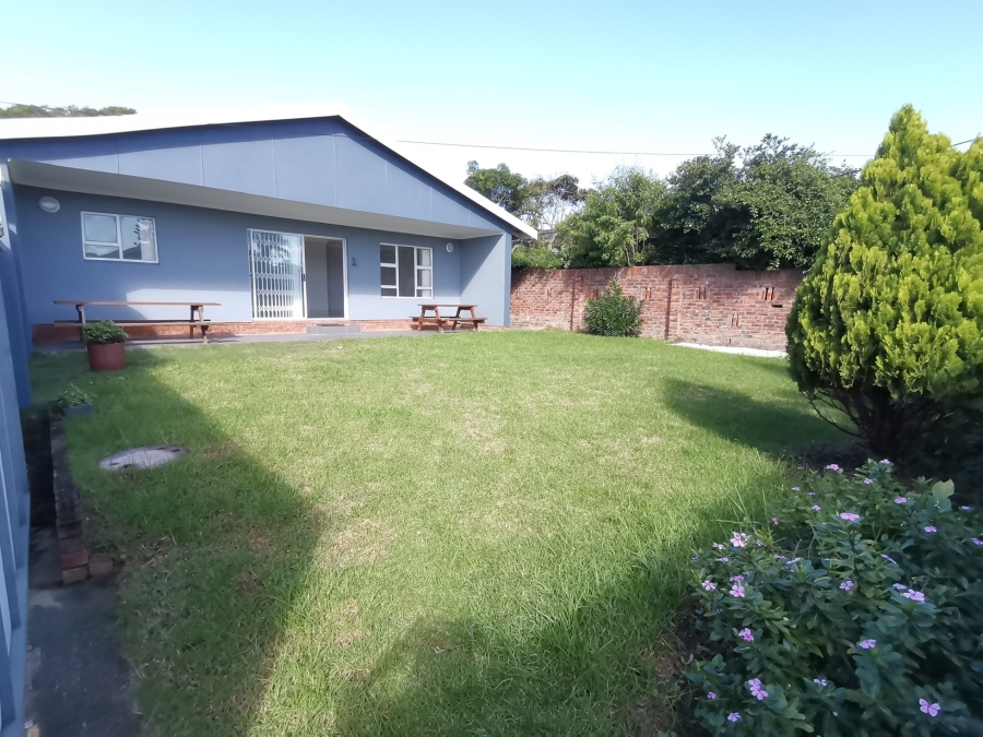 To Let 2 Bedroom Property for Rent in Berea Eastern Cape